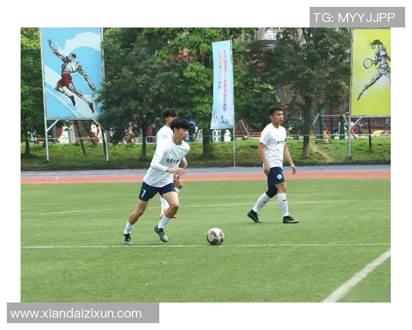 热血赛场驰骋英姿帅气足球明星高清壁纸精选